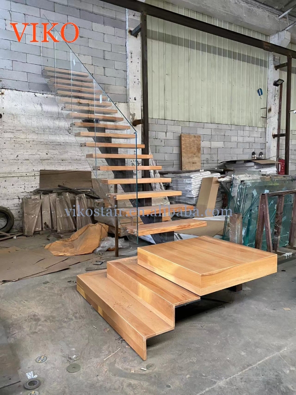 VIKO Fashionable and Simple Indoor LED Mono Stringer Staircase Supports Customization 